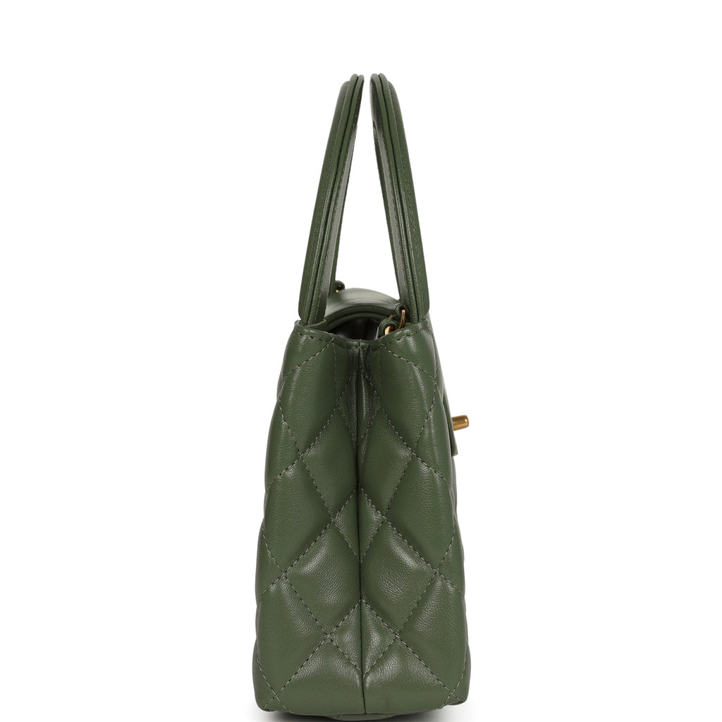 Chanel Small Kelly Shopper Khaki Shiny Aged Calfskin Brushed Gold Hardware - Image 4