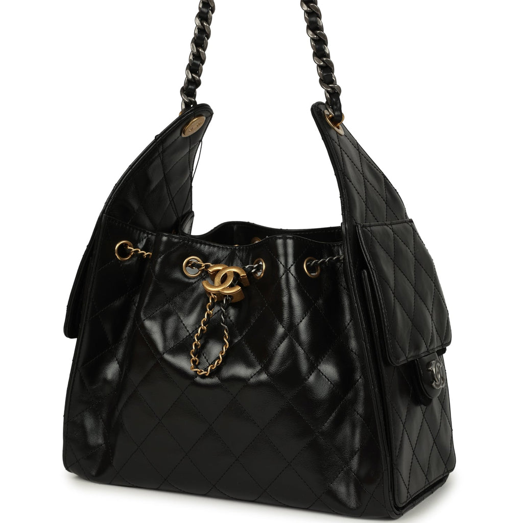 Chanel Small 25 Hobo Bag Black Shiny Crumpled Calfskin Mixed Metal Hardware - Image 6