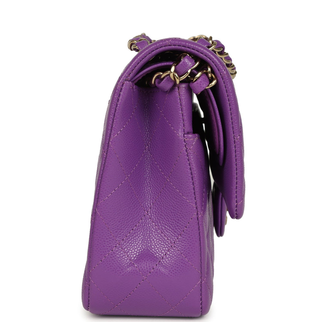 Pre-owned Chanel Medium Classic Double Flap Bag Dark Purple Shiny Caviar Light Gold Hardware - Image 4
