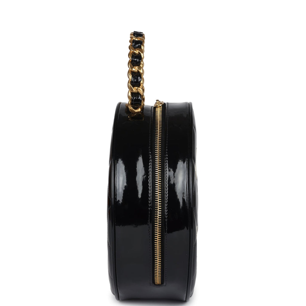Vintage Chanel Round Vanity Bag Black and White Patent Leather Antique Gold Hardware - Image 4