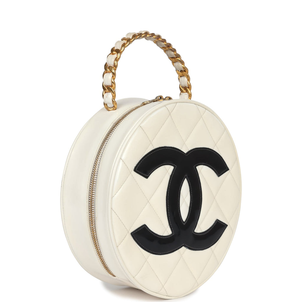 Vintage Chanel Round Vanity Bag White and Black Patent Leather Antique Gold Hardware - Image 3