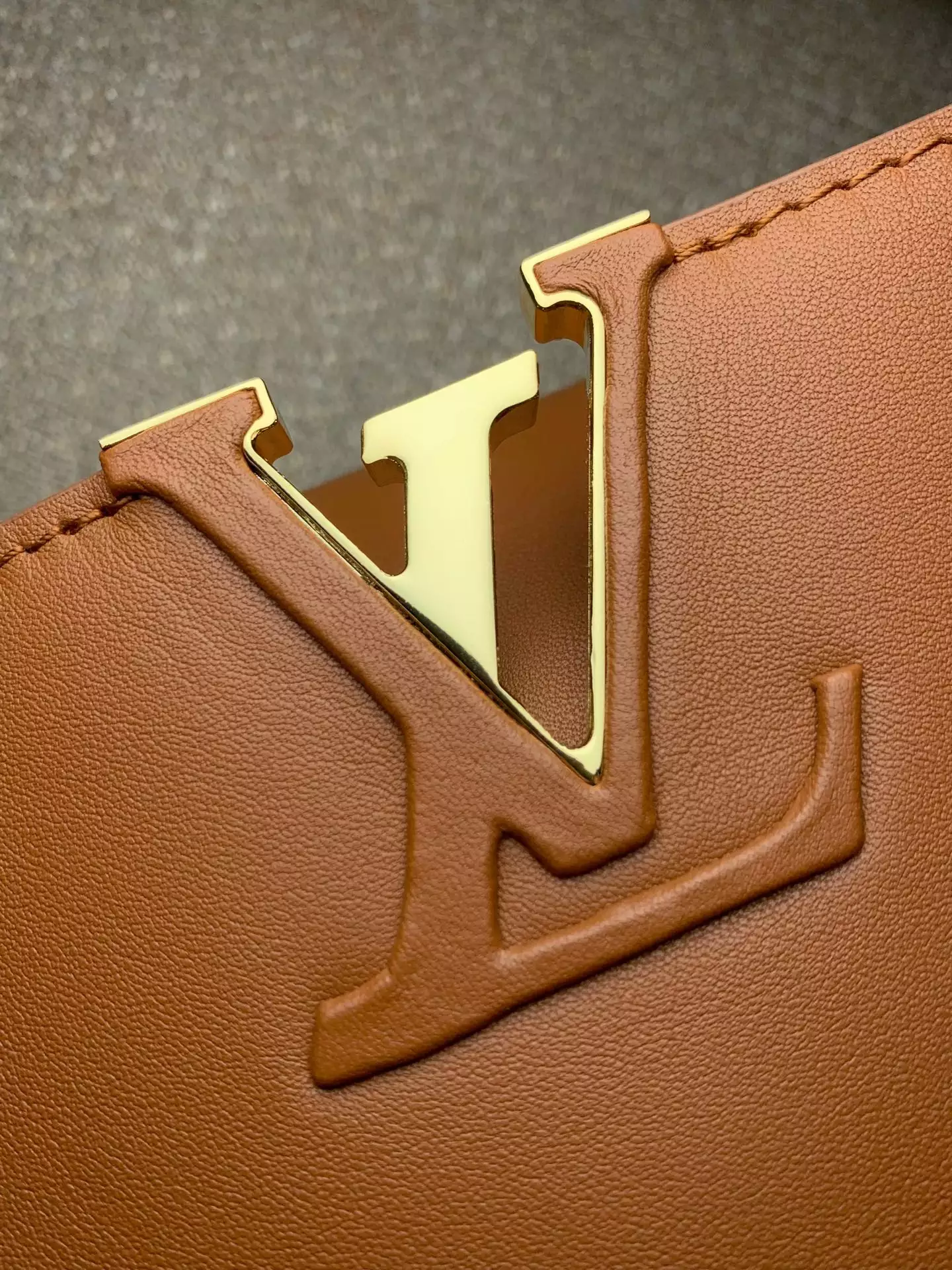 Capucines GM Souple Cognac Smooth Taurillon - Repbags.ru - Image 4