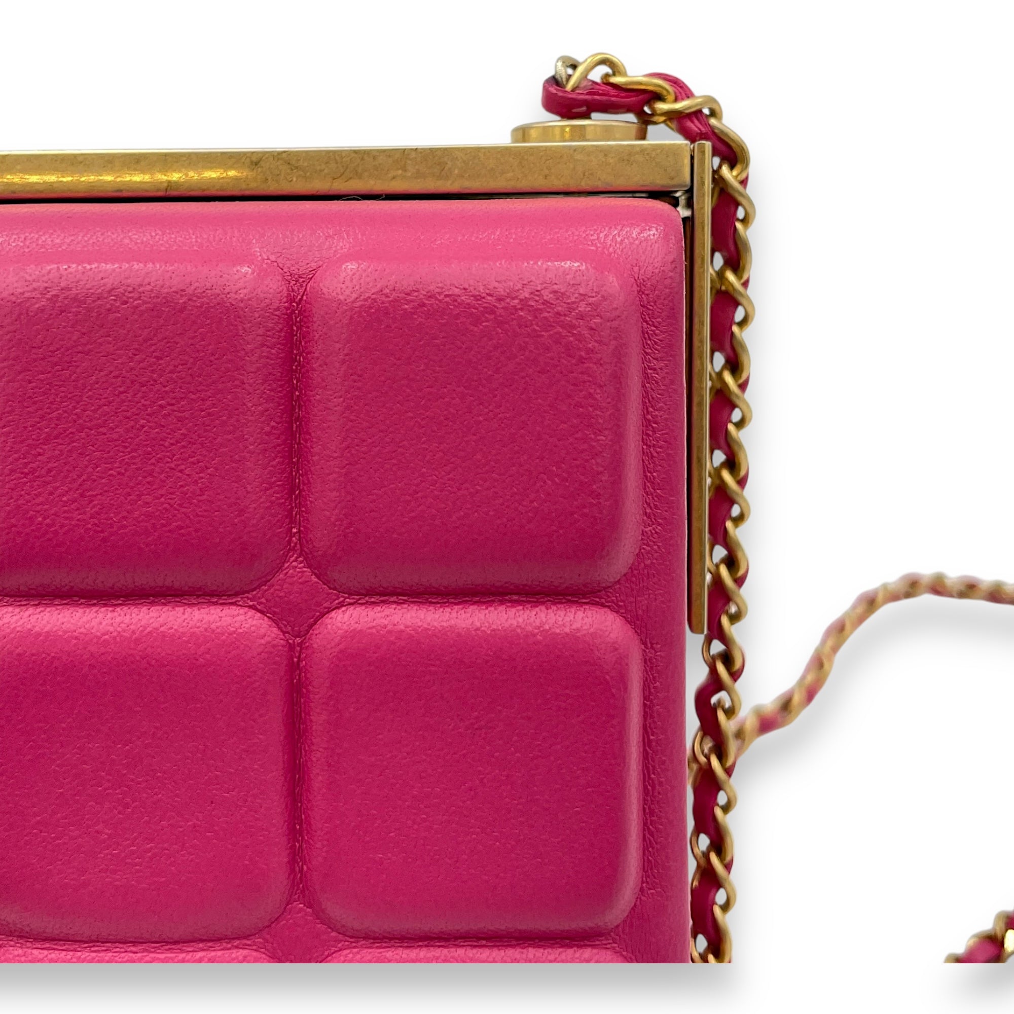 Choco Bar Pink Vanity Bag in Lambskin, Gold hardware - Image 10