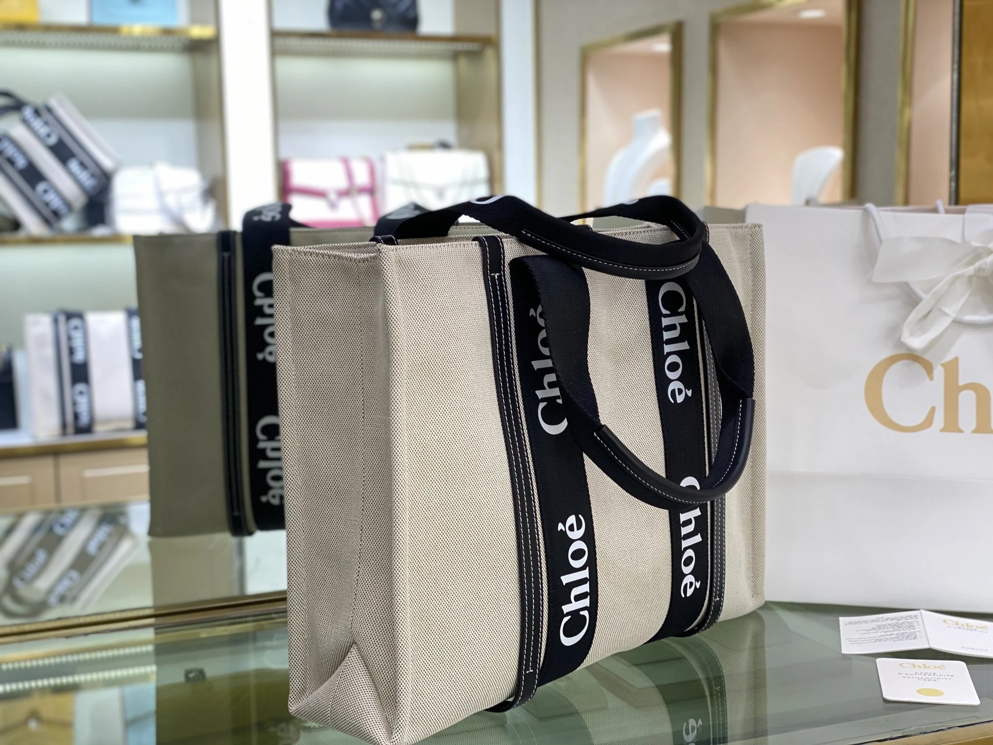 Chloé Large Woody Tote Bag - MB034 - Image 6