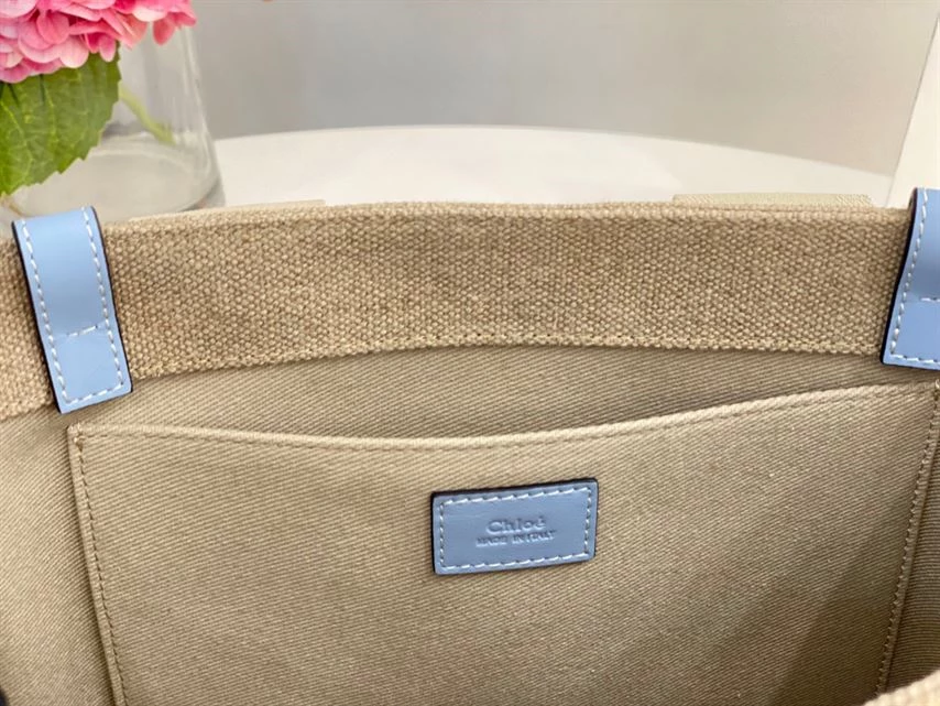 Chloé Medium Woody Tote Bag - MB009 - Image 5