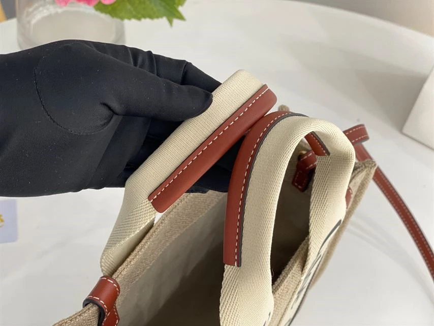 Chloé Small Woody Tote Bag Linen canvas Calfskin With Chloé Logo - MB021 - Image 8