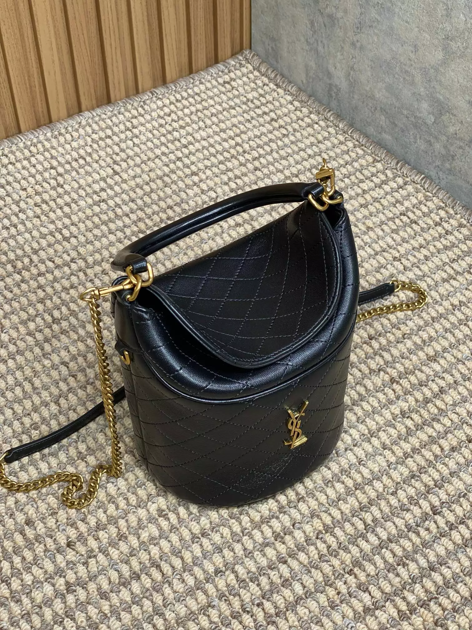 Gaby Bucket Bag in Lambskin - Repbags.ru - Image 4