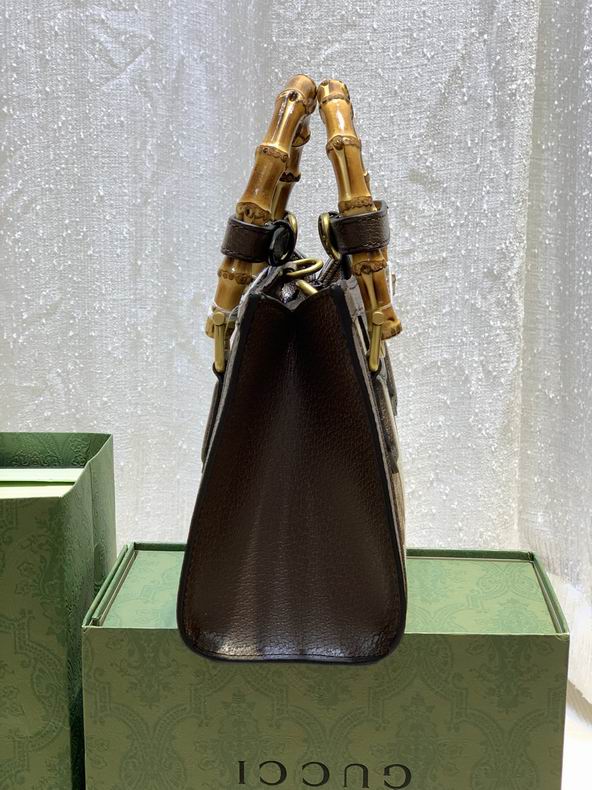 Gucci Diana jumbo GG mini tote bag - Image 6