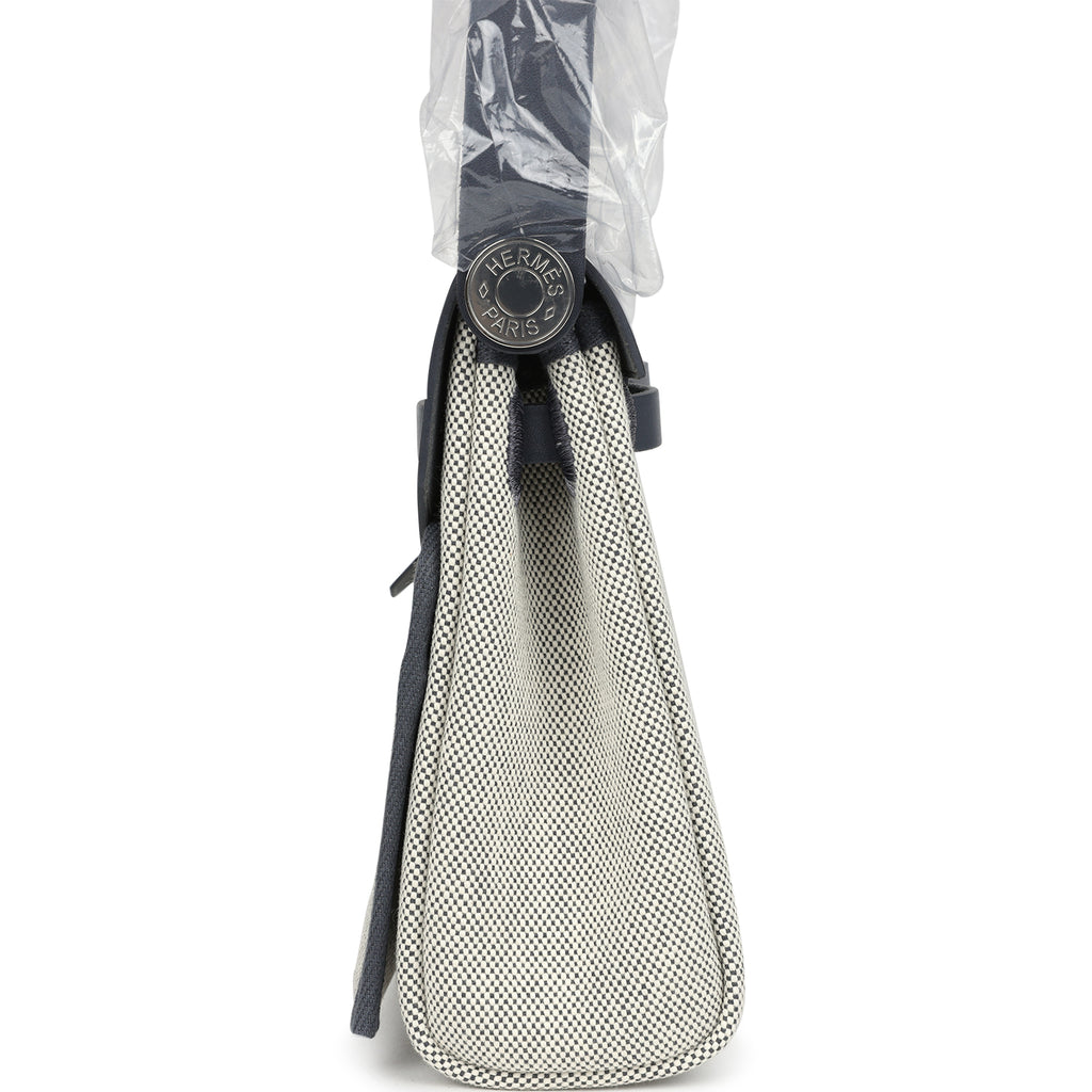 Hermes Herbag Zip 20 Mini Ecru and Ardoise Toile H Canvas and Ardoise Vache Hunter Palladium Hardware - Image 4