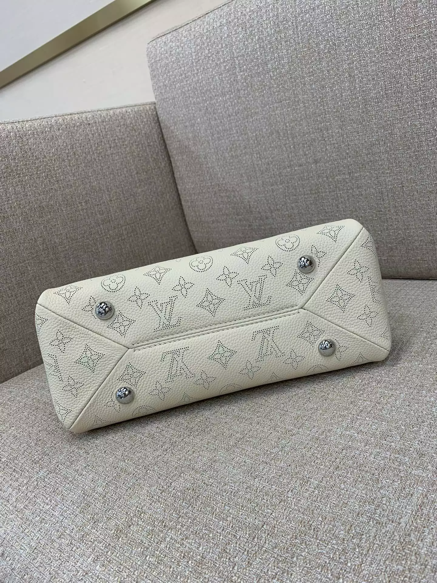 Hand It All PM Mahina in Crème Beige - Repbags.ru - Image 4