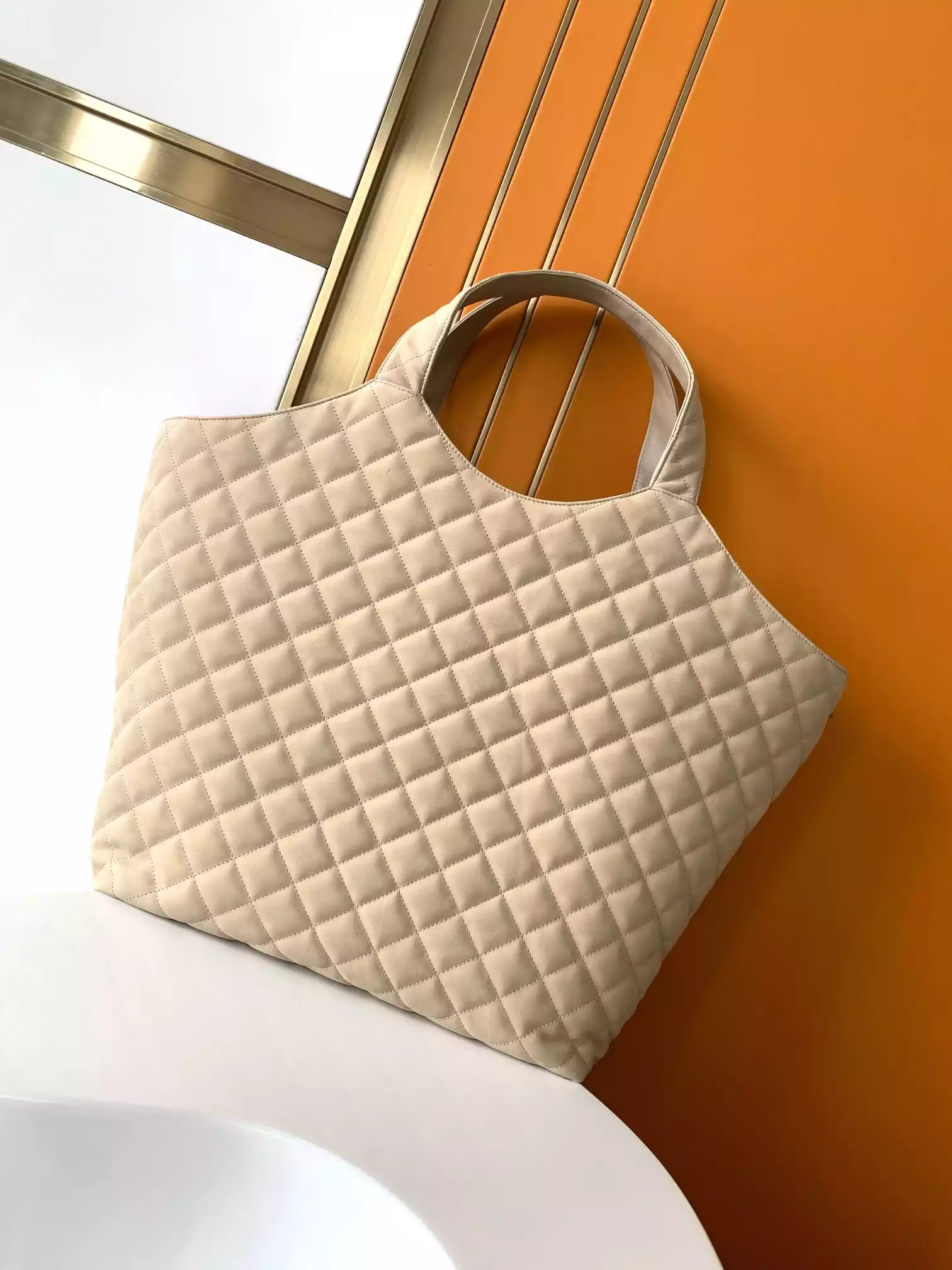 Icare Maxi Shopping Bag in Quilted Nubuck Suede - Image 4