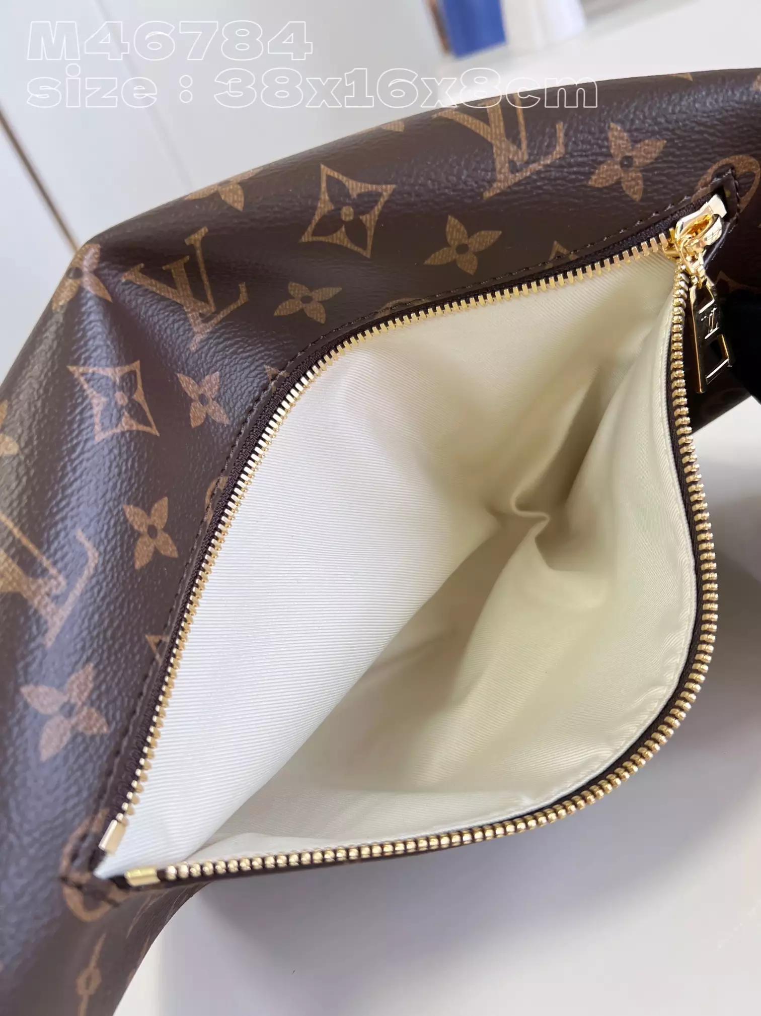 LV High Rise Bumbag Monogram Canvas - Repbags.ru - Image 9