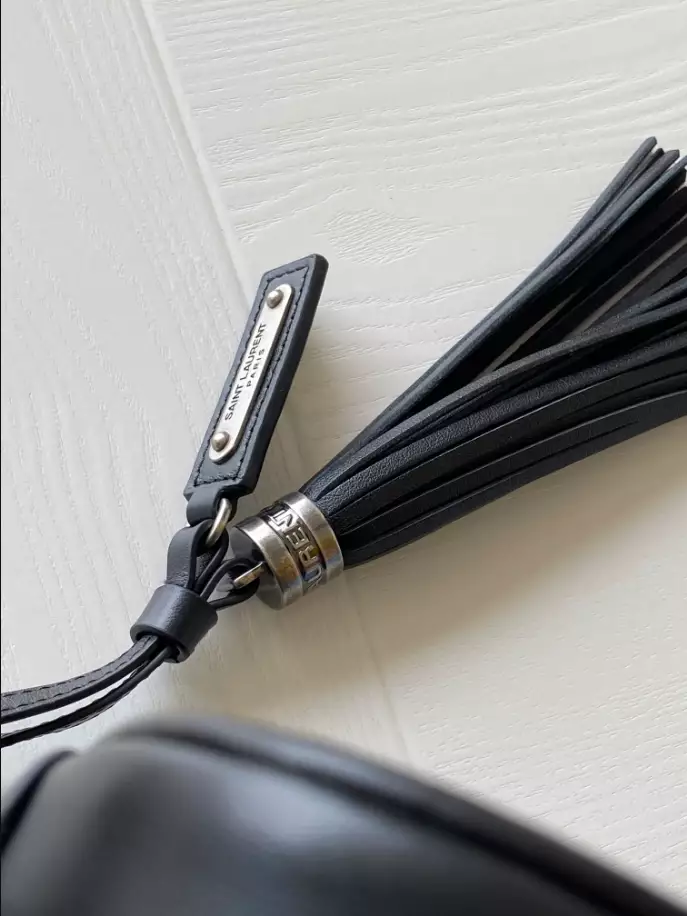 Lou in Quilted Leather camera bag - Image 7