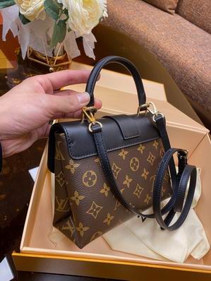 Louis Vuitton Locky BB Black - Image 5