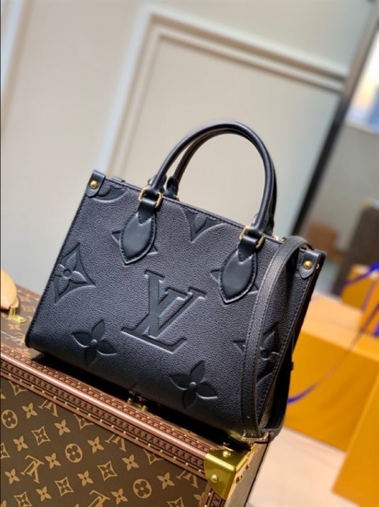 Louis Vuitton Onthego PM Tote Bag - Image 3