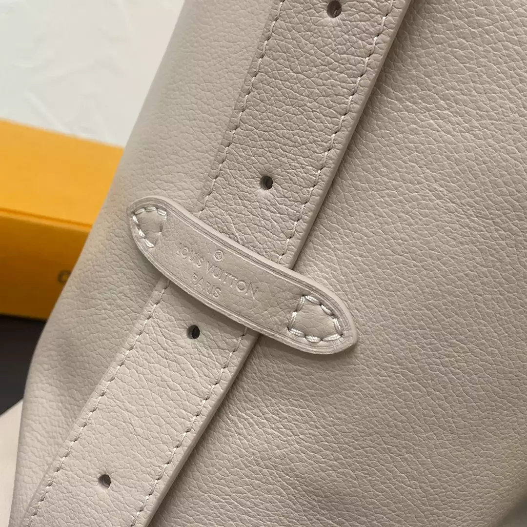 Low Key Hobo MM Limestone Gray Grained Calfskin - Repbags.ru - Image 5