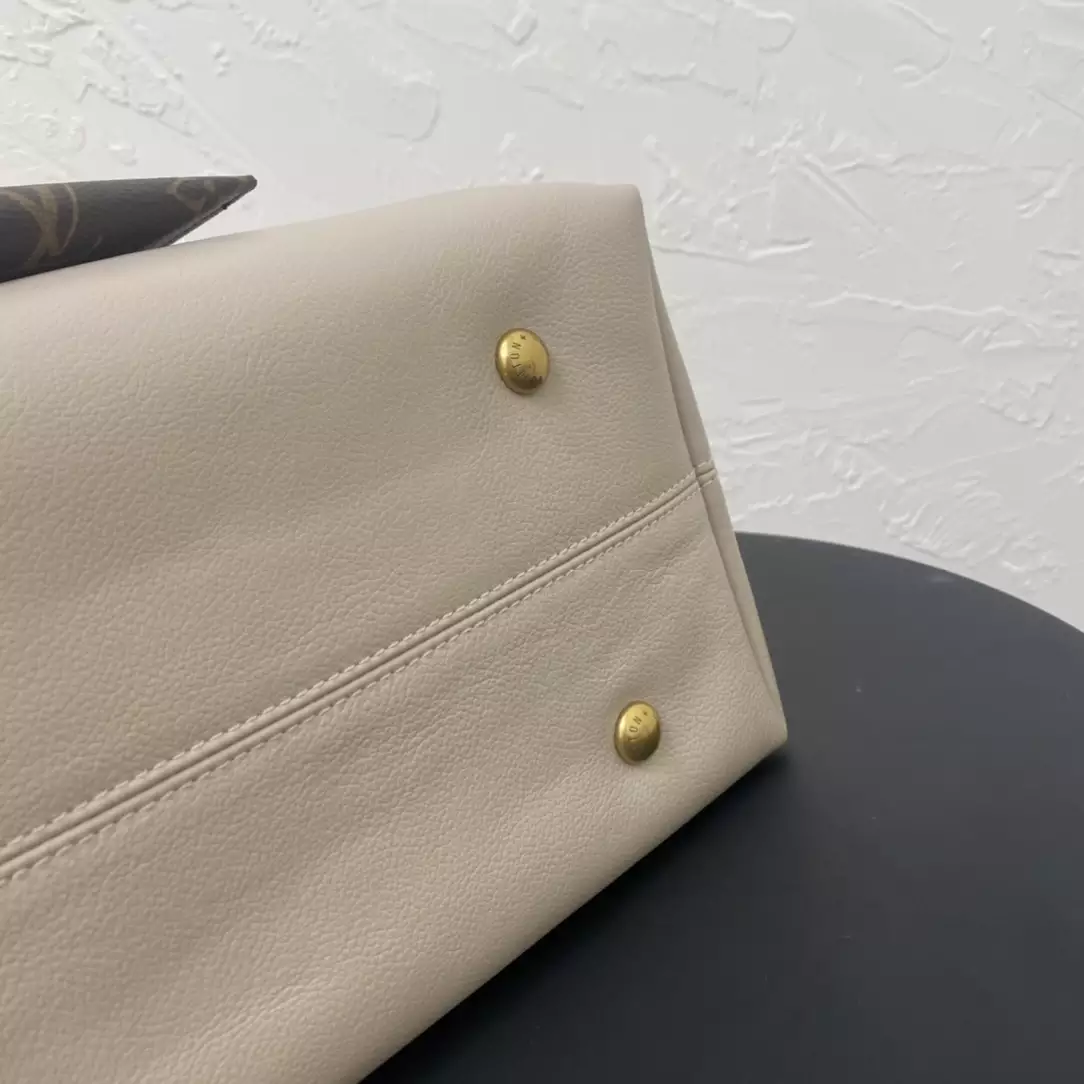 Low Key Hobo MM Limestone Gray Grained Calfskin - Repbags.ru - Image 7