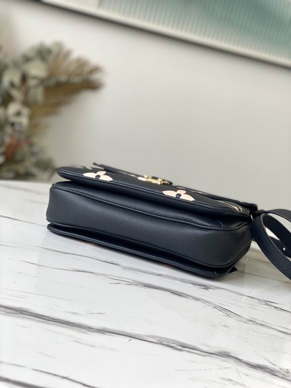 Metis Pochette Black and Beige Monogram - Image 8