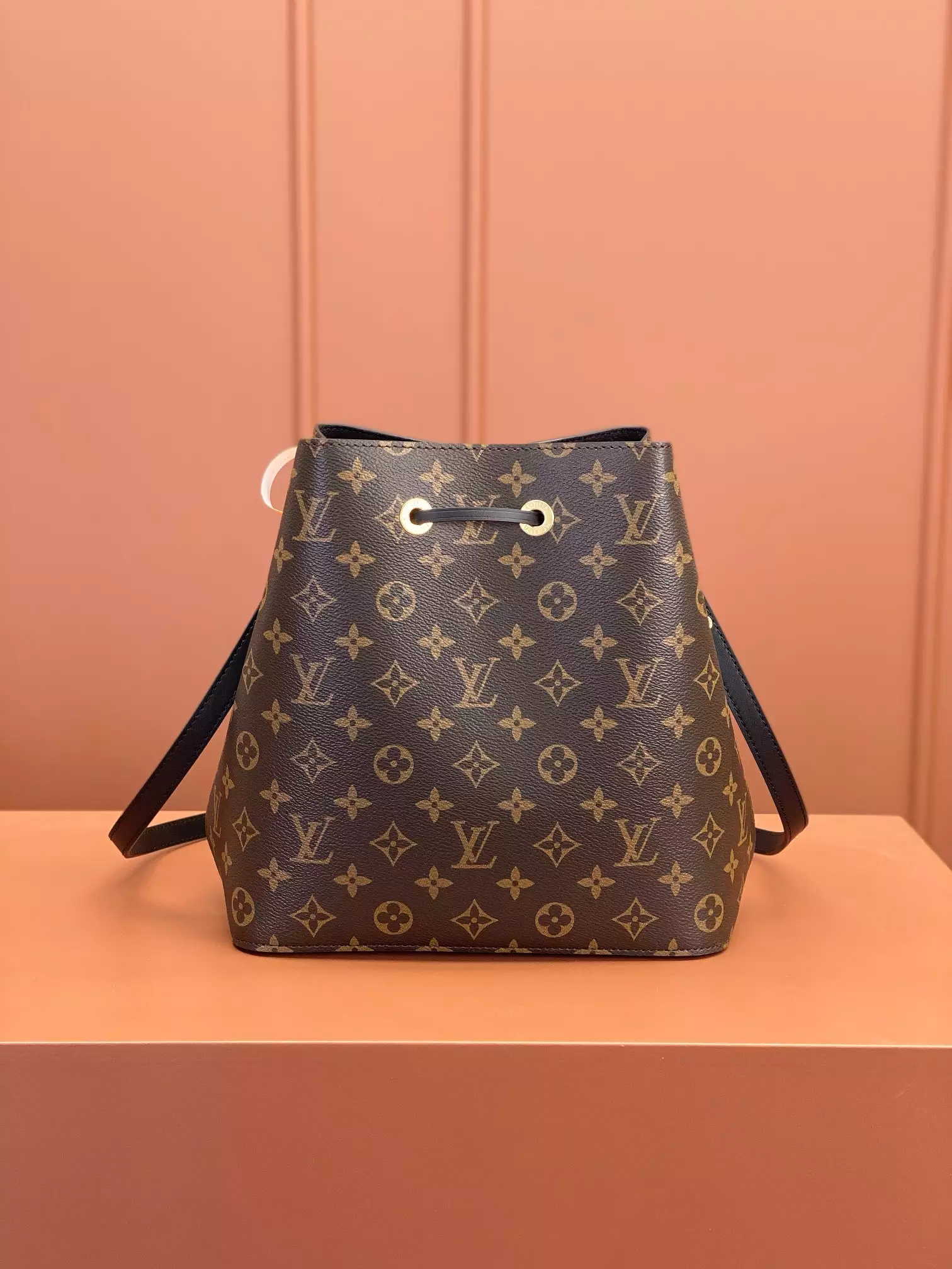 NéoNoé MM Bucket Bag Black Monogram Canvas - Repbags.ru - Image 7