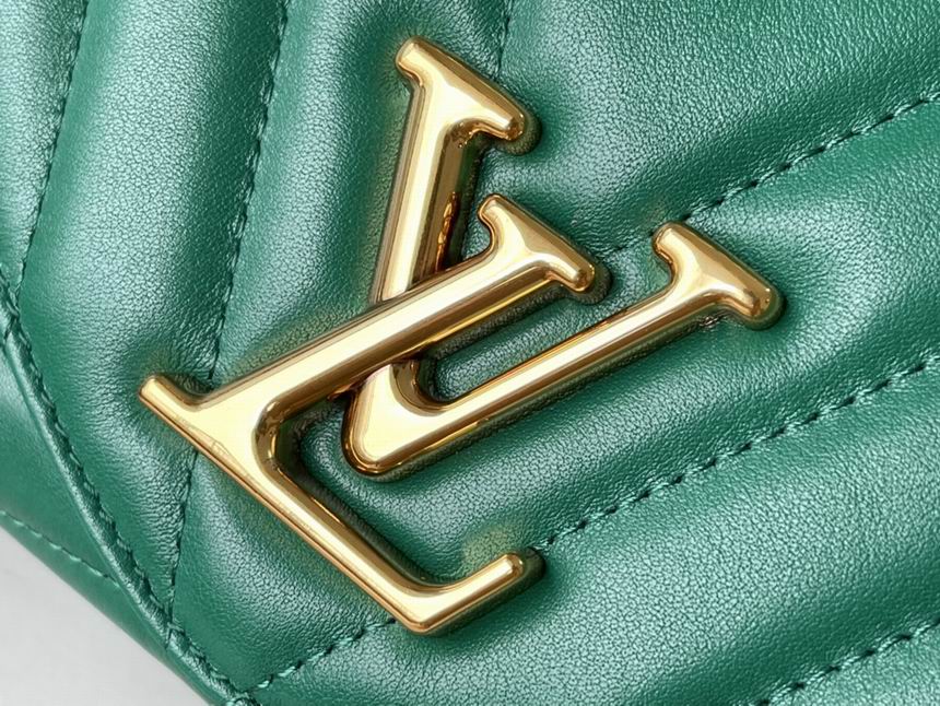 New Wave Chain Bag Emerald Green - Image 6