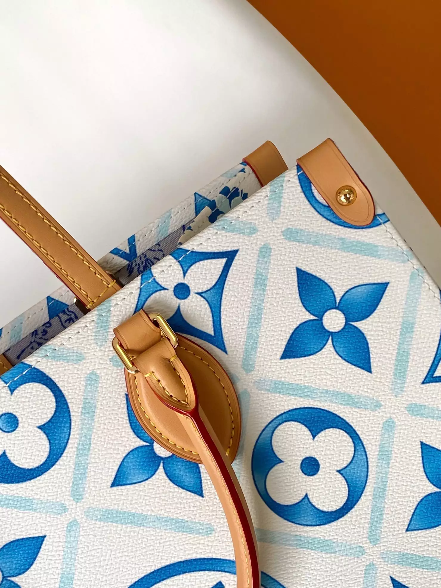 OnTheGo MM Lagoon Blue Monogram Tiles Canvas - Repbags.ru - Image 5