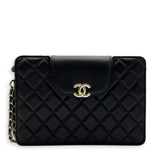 CC Clutch Black in Lambskin, Gold hardware