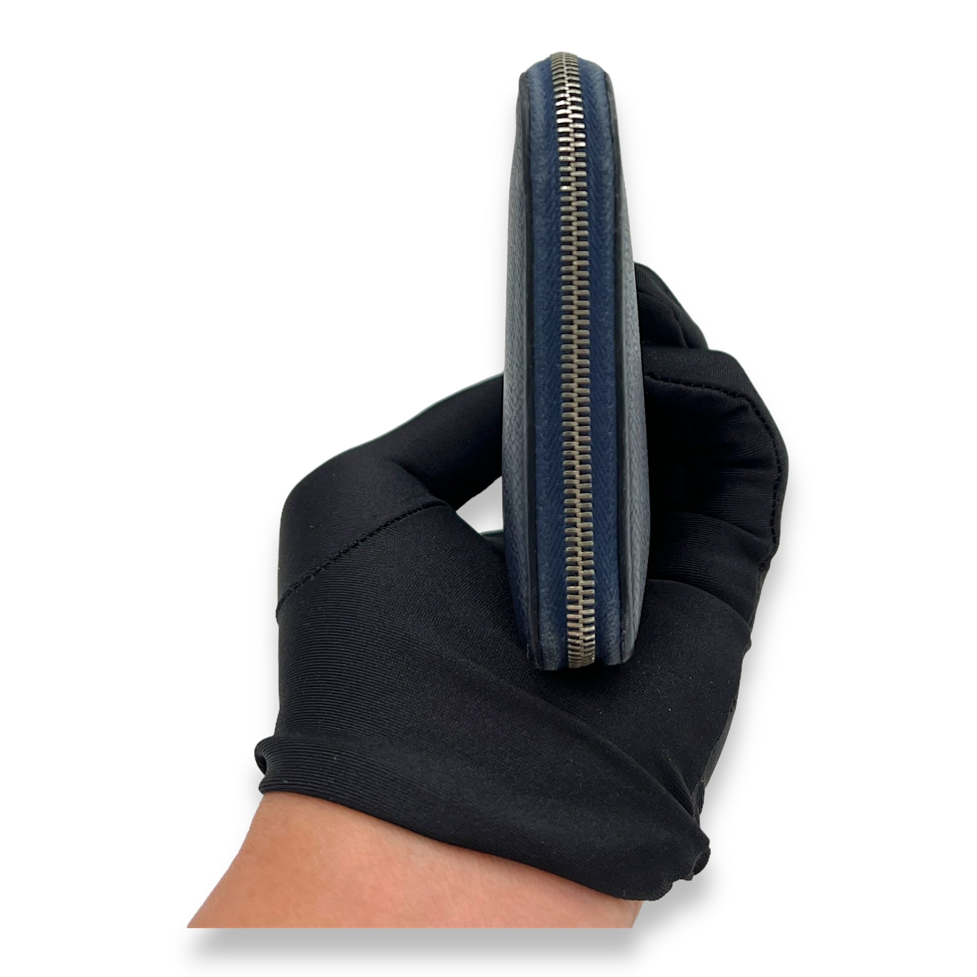 Silk In Long Blue in Epsom, Palladium hardware - Image 5