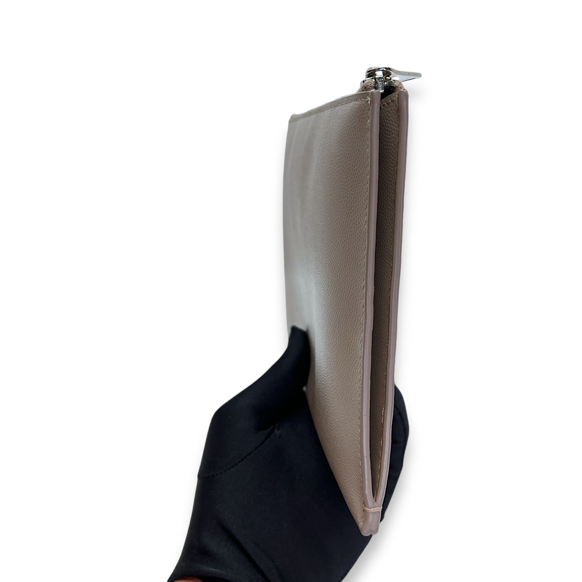 Paris Zipped Beige Pouch in Calfskin, Silver hardware - Image 5
