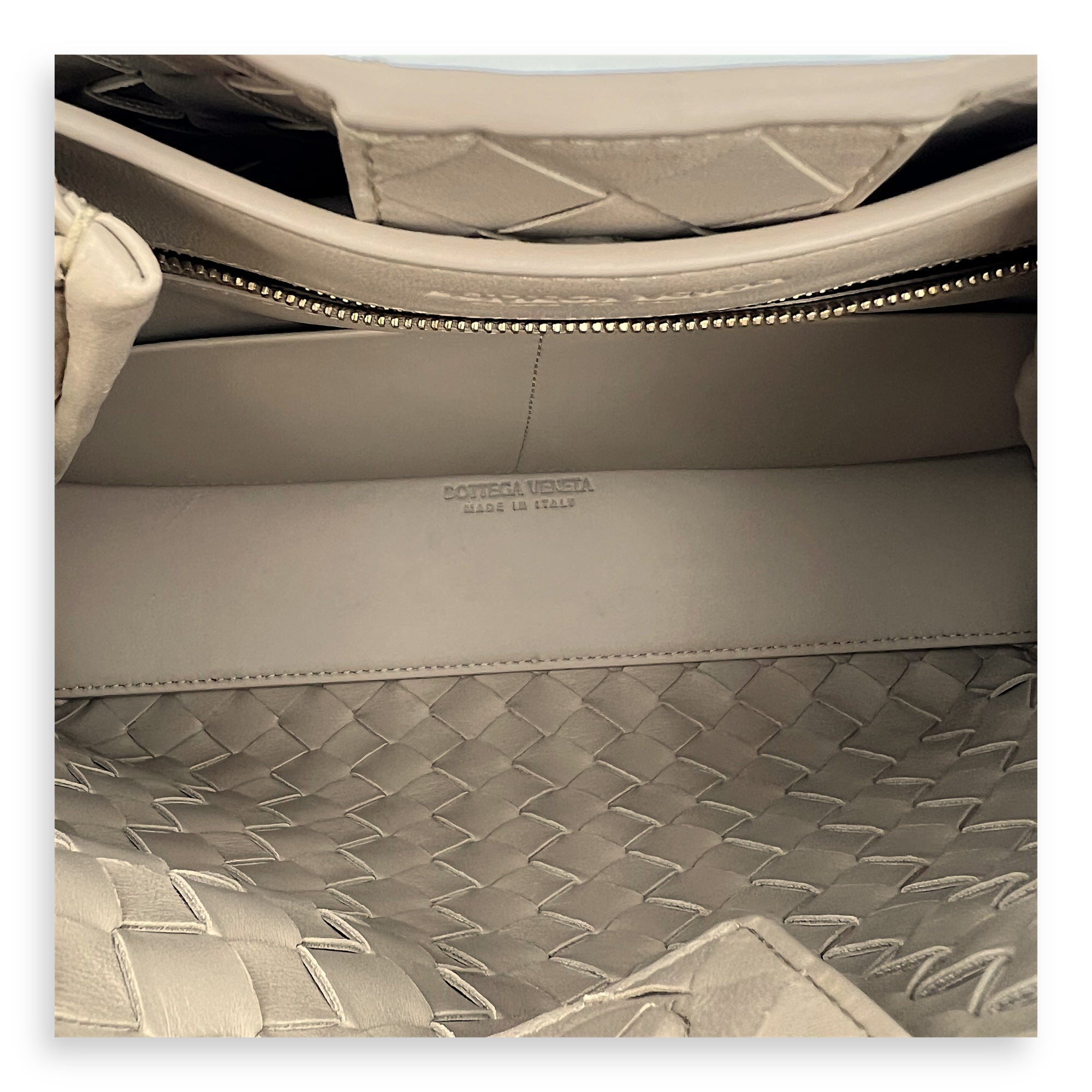 Andiamo Medium Beige Top Handle Bag in Calfskin, Gold hardware - Image 7