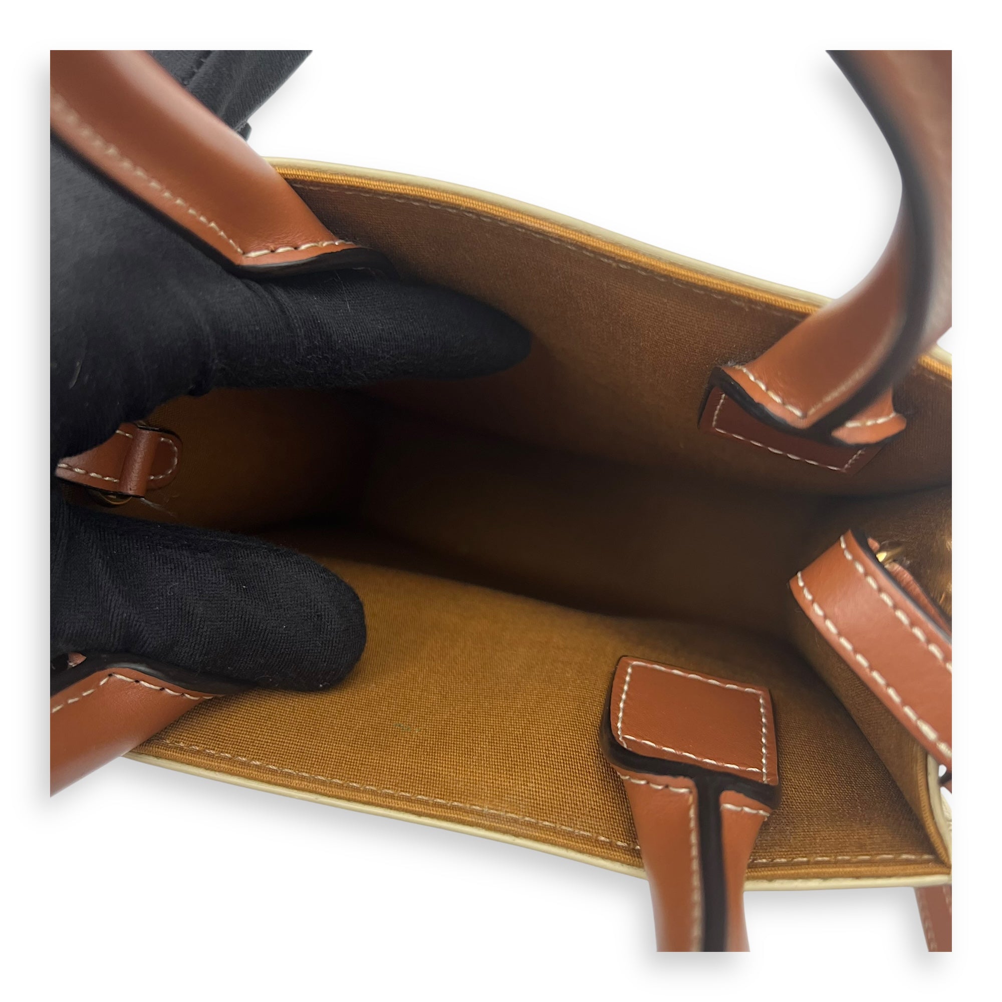 Vertical White Top Handle Bag in Coated Canvas, Gold hardware - Image 7