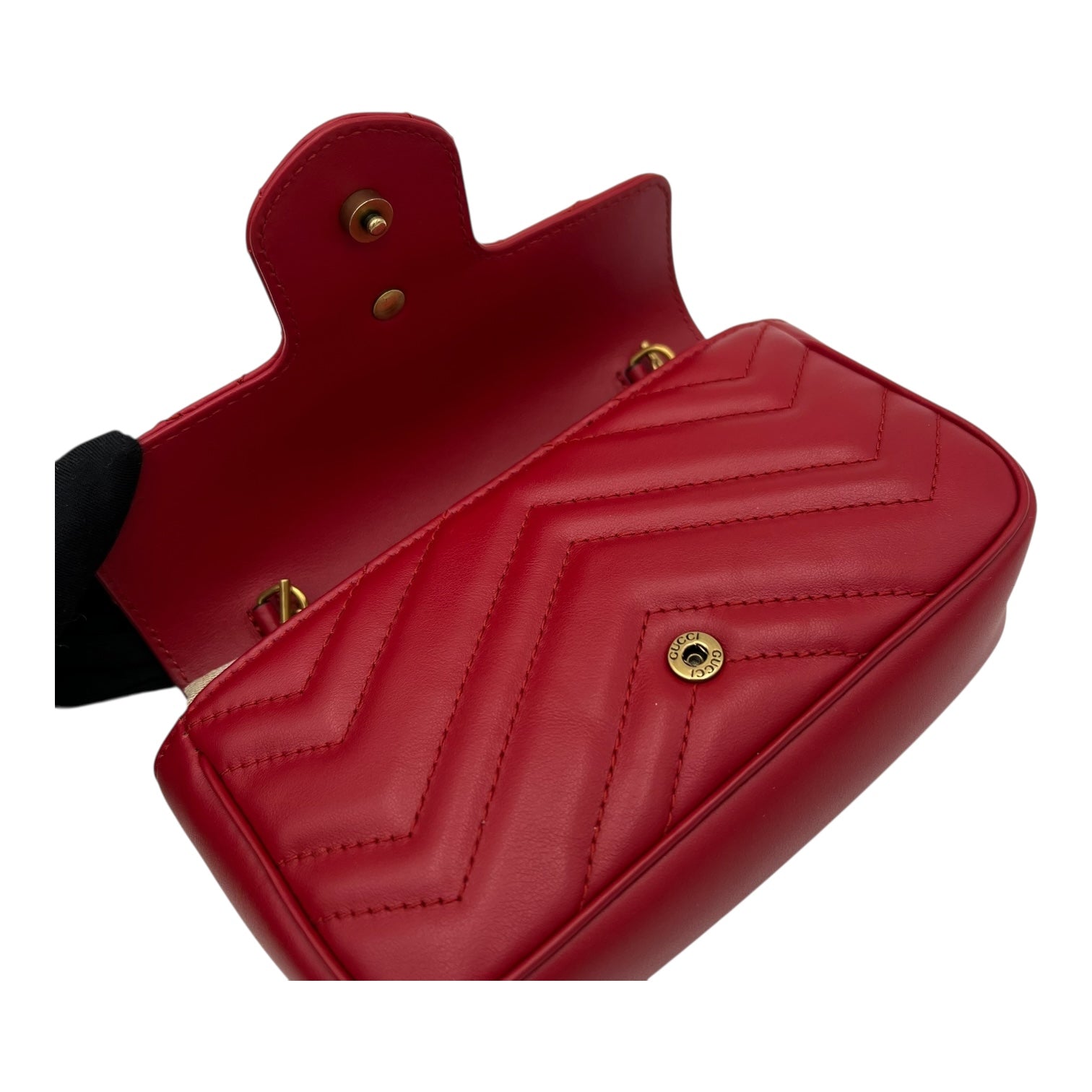 GG Marmont Crossbody Bag Super Mini Red in Calfskin, Gold hardware - Image 8