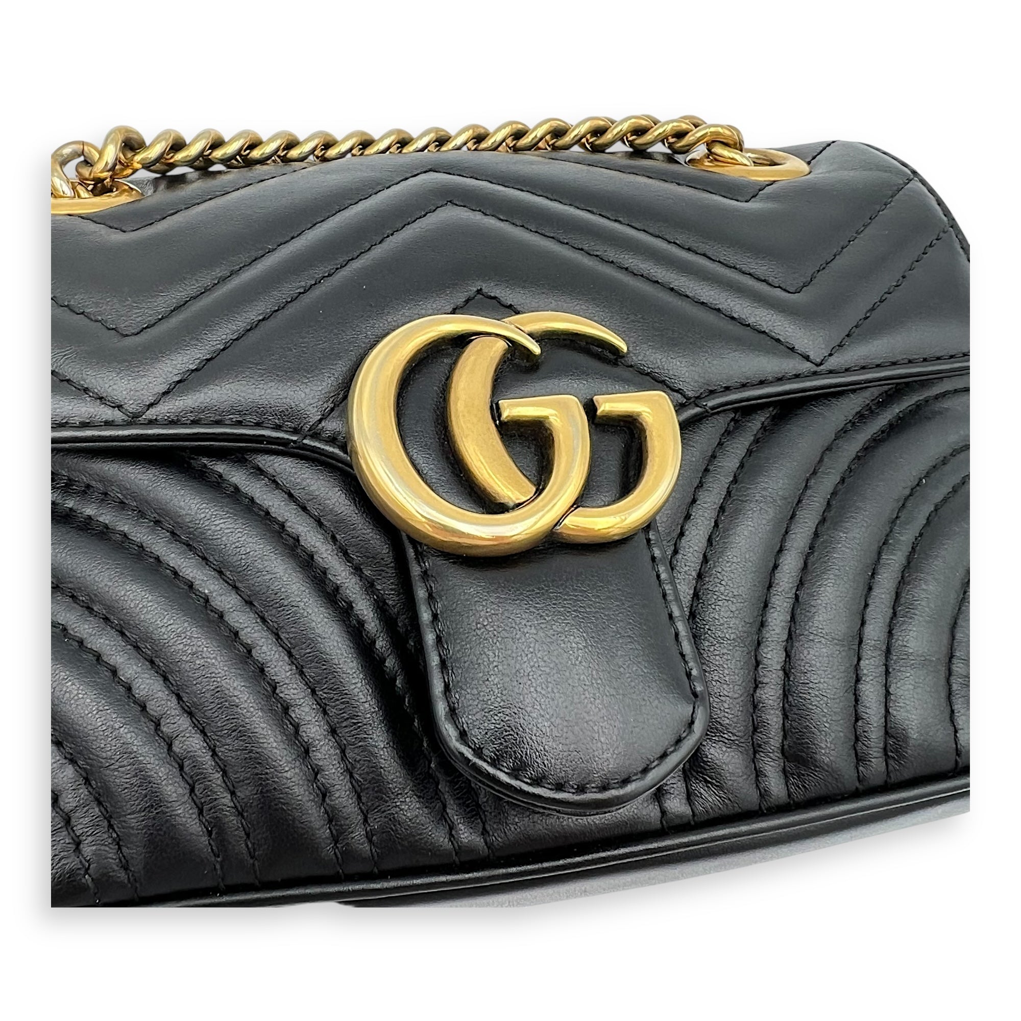 GG Marmont Shoulder Bag Mini Black in Calfskin, Gold hardware - Image 7