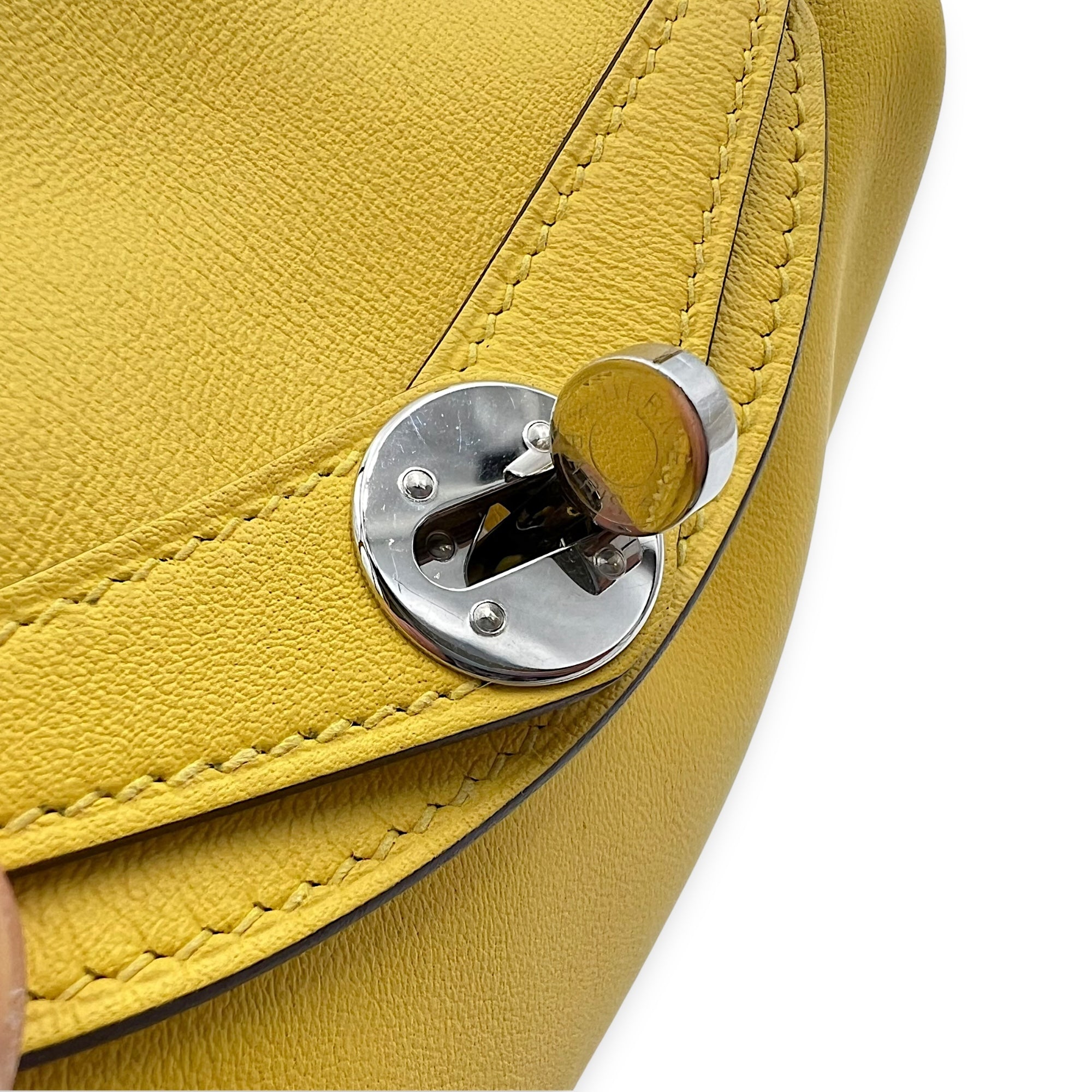 Mini Lindy Yellow in Swift, Palladium hardware - Image 9