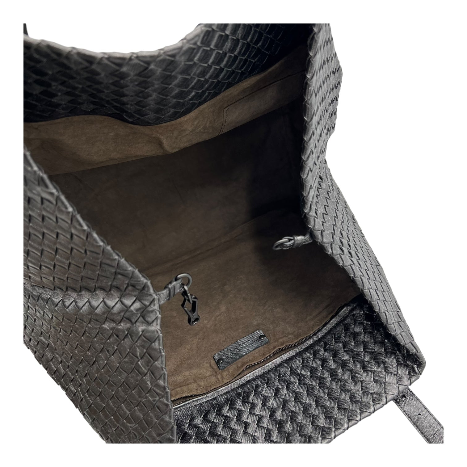 Intrecciato Shoulder Bag Metallic Grey in Calfskin, Gunmetal hardware - Image 10