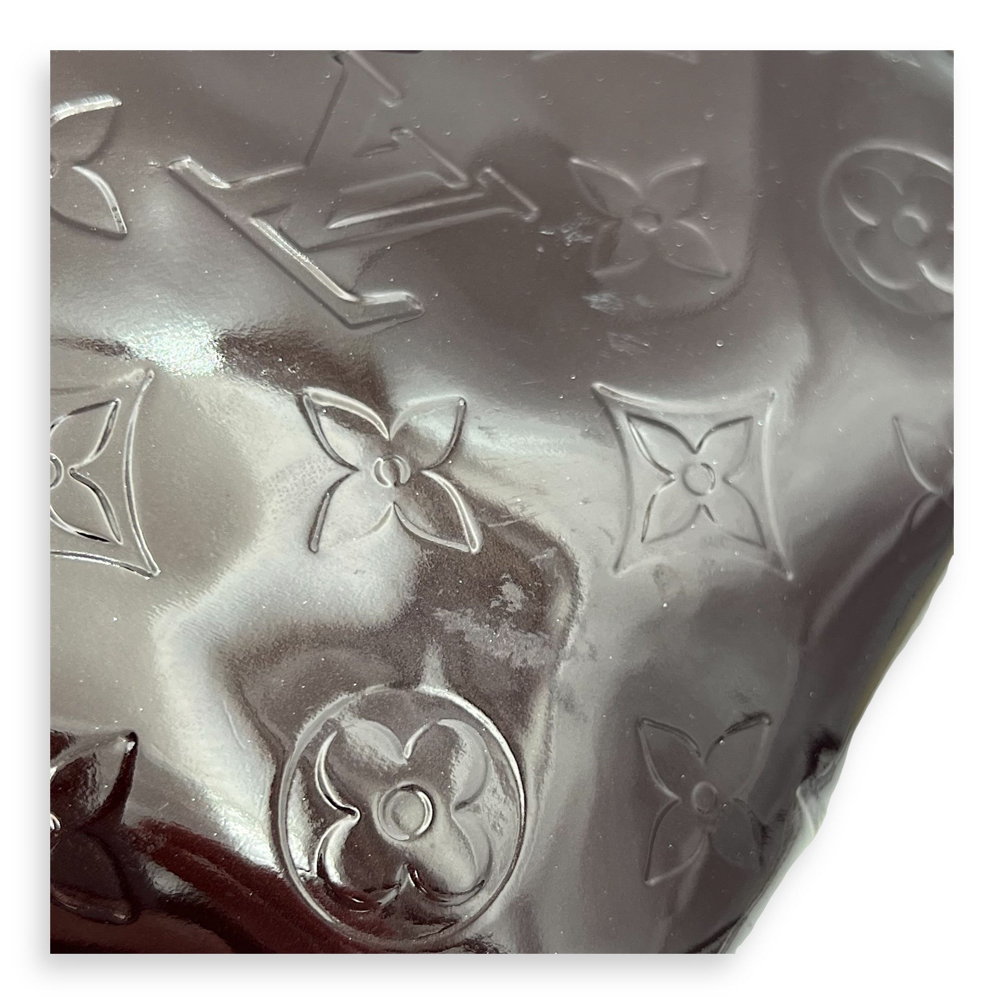 Wilshire Top Handle Bag Amarante in Vernis, Gold hardware - Image 7