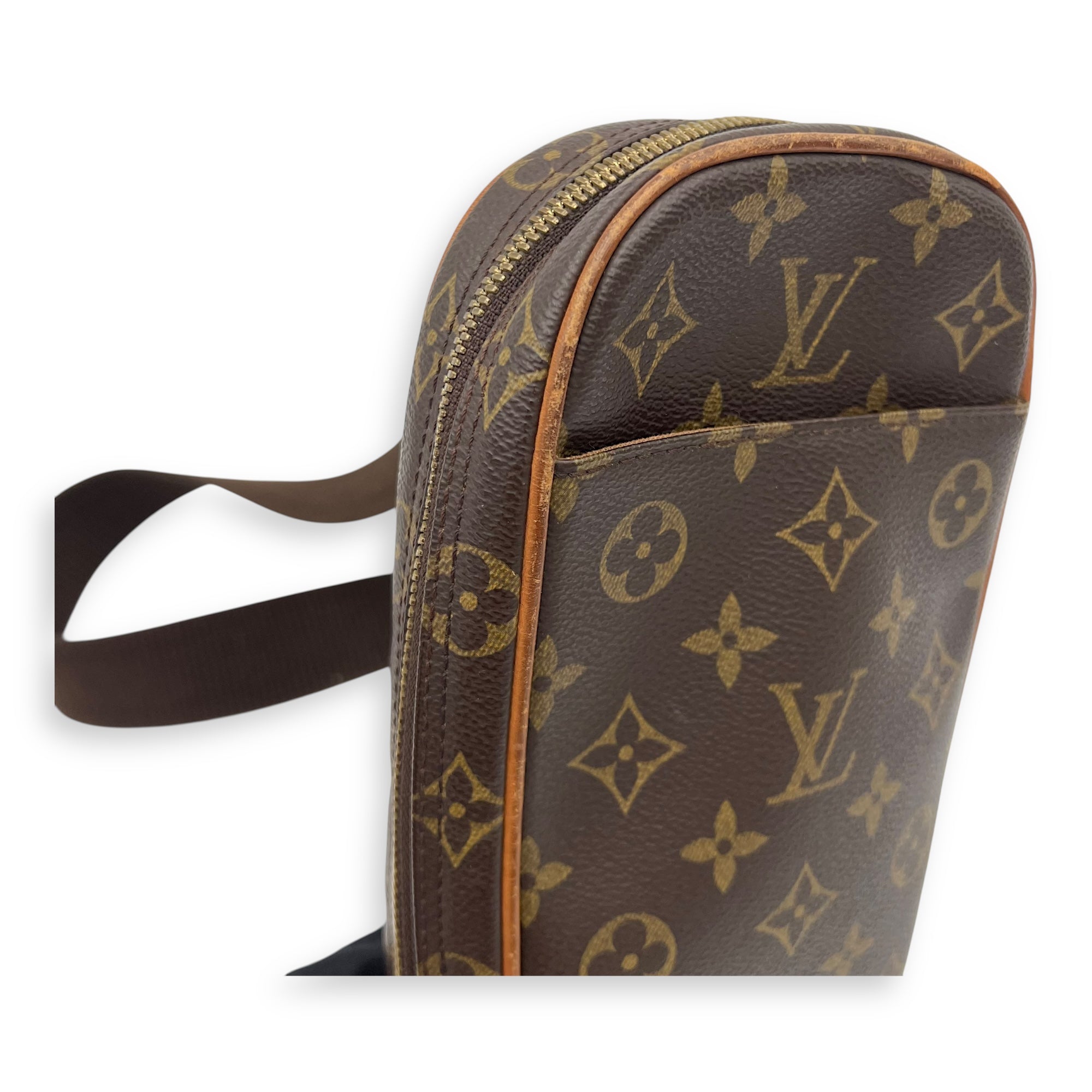Pochette Gange Brown Belt Bag in Monogram Coated Canvas, Gold hardware - Image 10