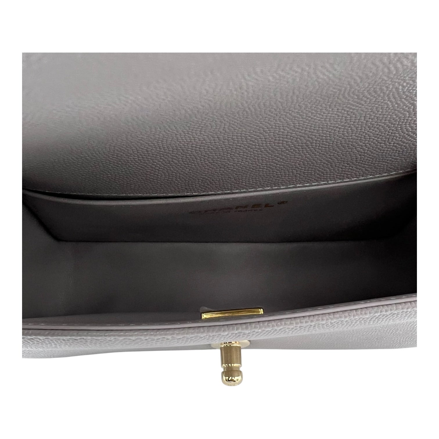 Chevron Quilted Boy Small Grey Shoulder Bag in Caviar Leather, Gold hardware - Image 7