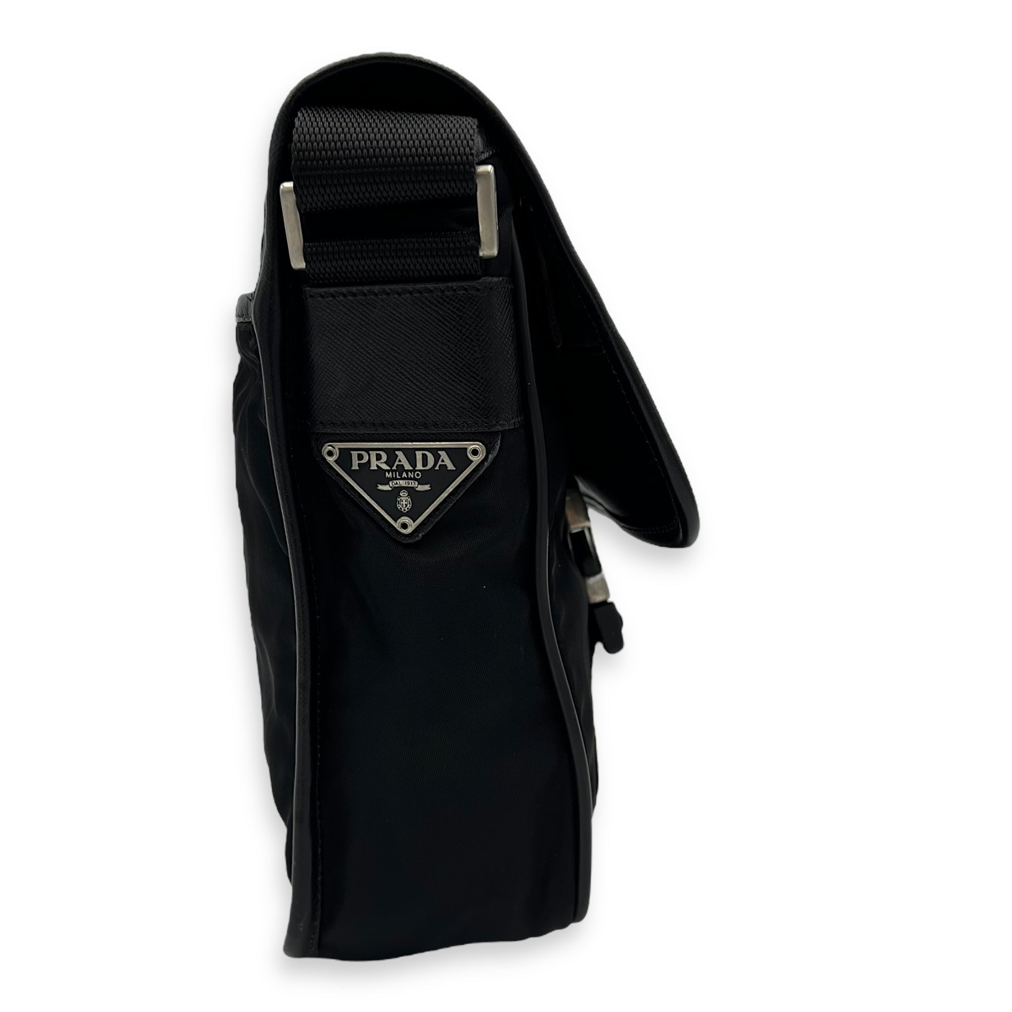 Logo Messenger Black in Nylon, Silver hardware - Image 4