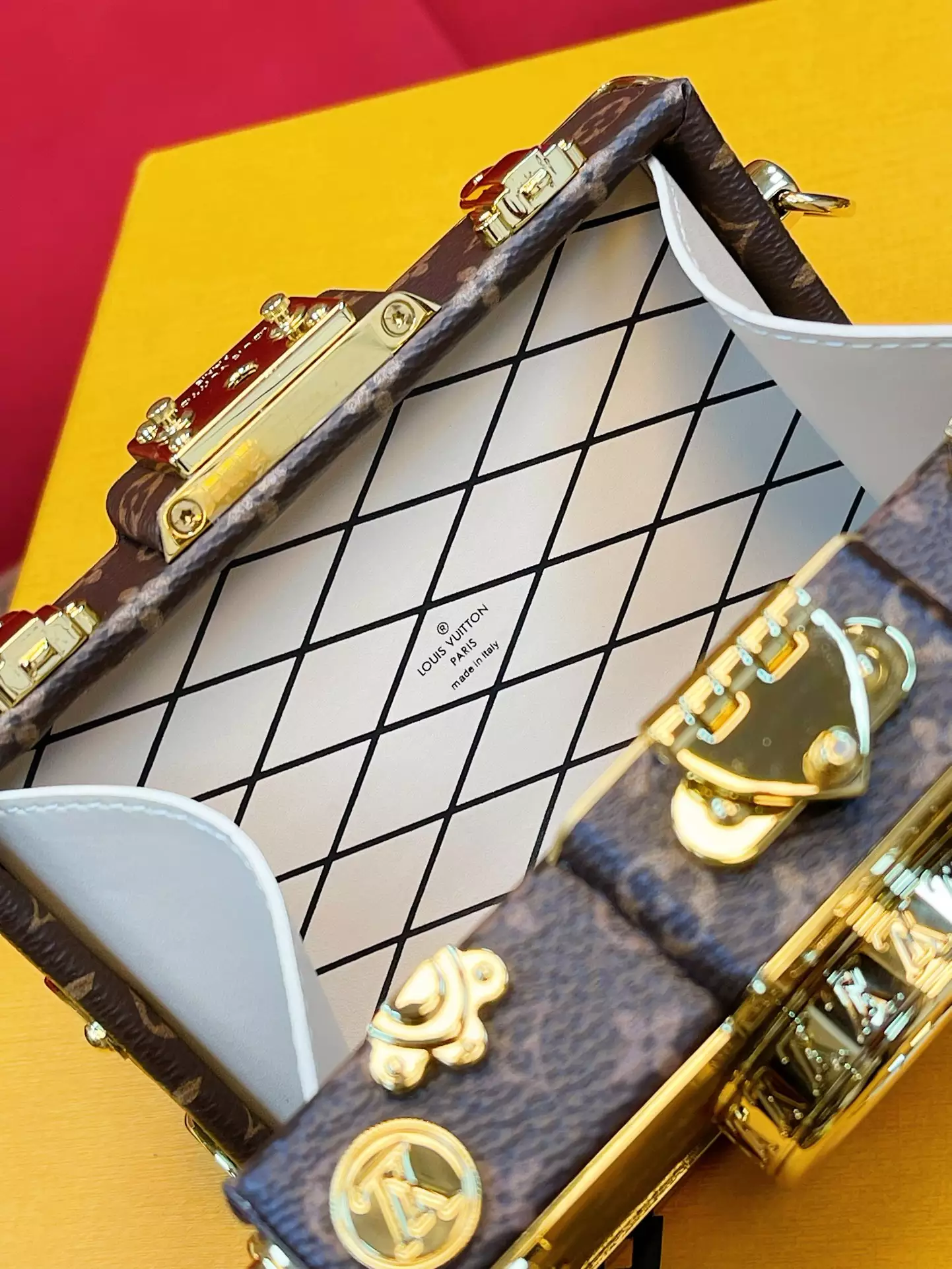 Pic Trunk Monogram Canvas Calf Leather Case - Repbags.ru - Image 10