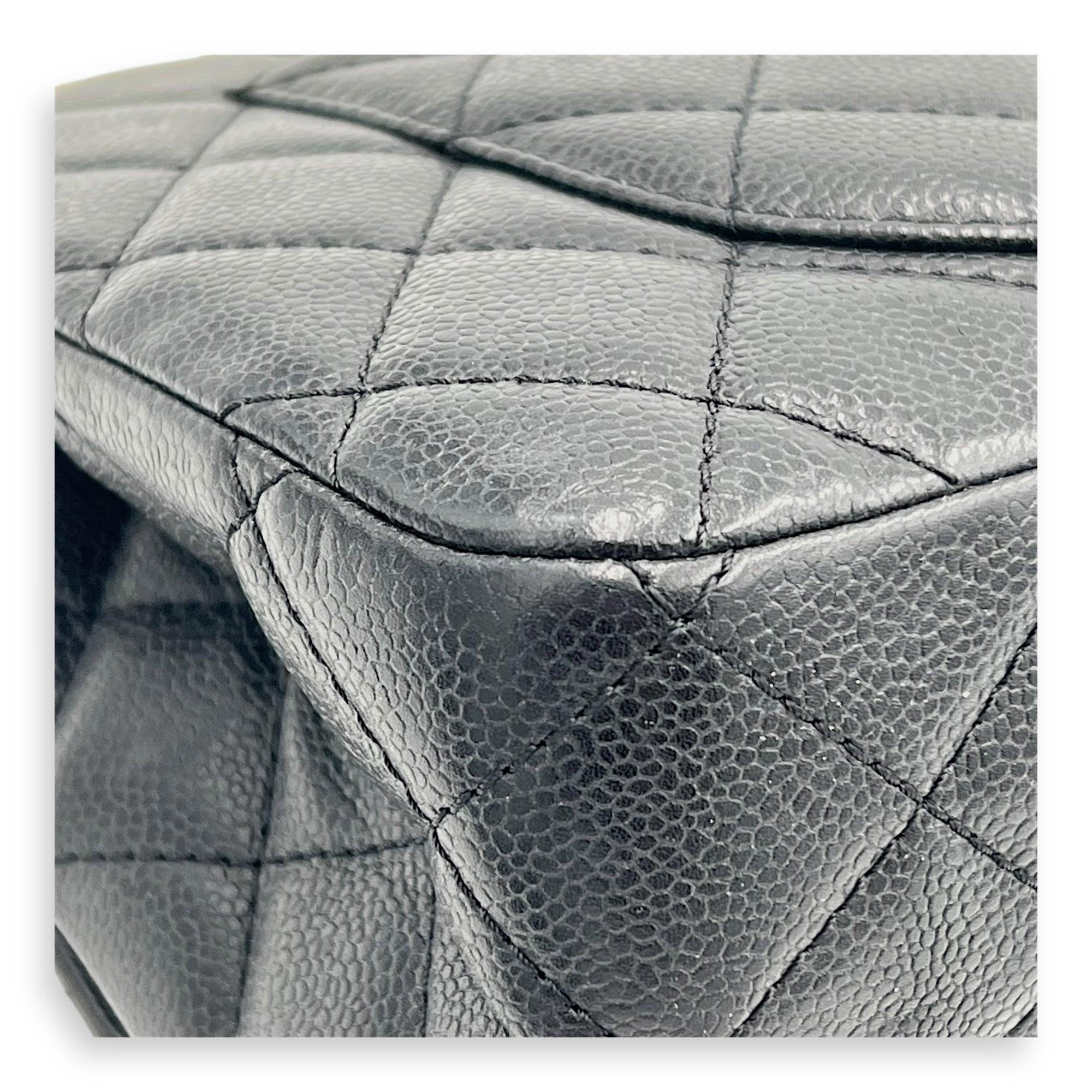 2.55 Shoulder Bag Black in Caviar Leather, Gold hardware - Image 9