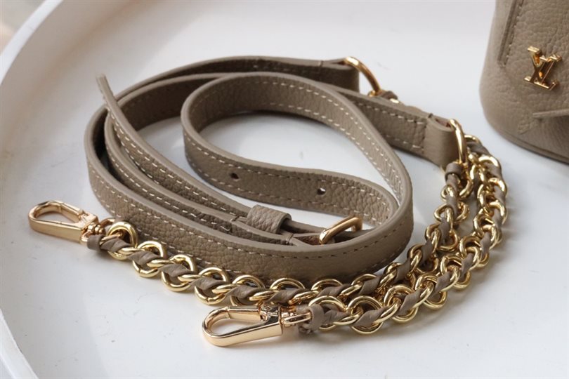 Vanity PM Other Monogram Canvas - LB209 - Image 7