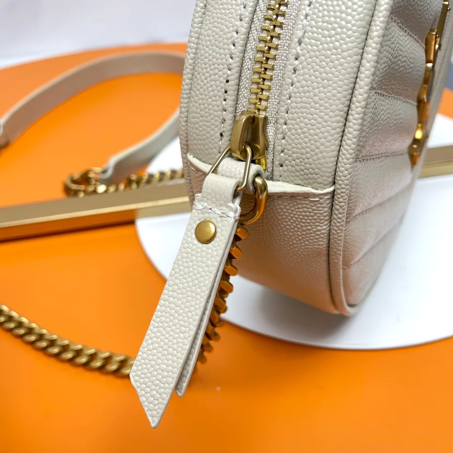 Vinyle in Grain de Poudre Leather round zipped bag - Image 5