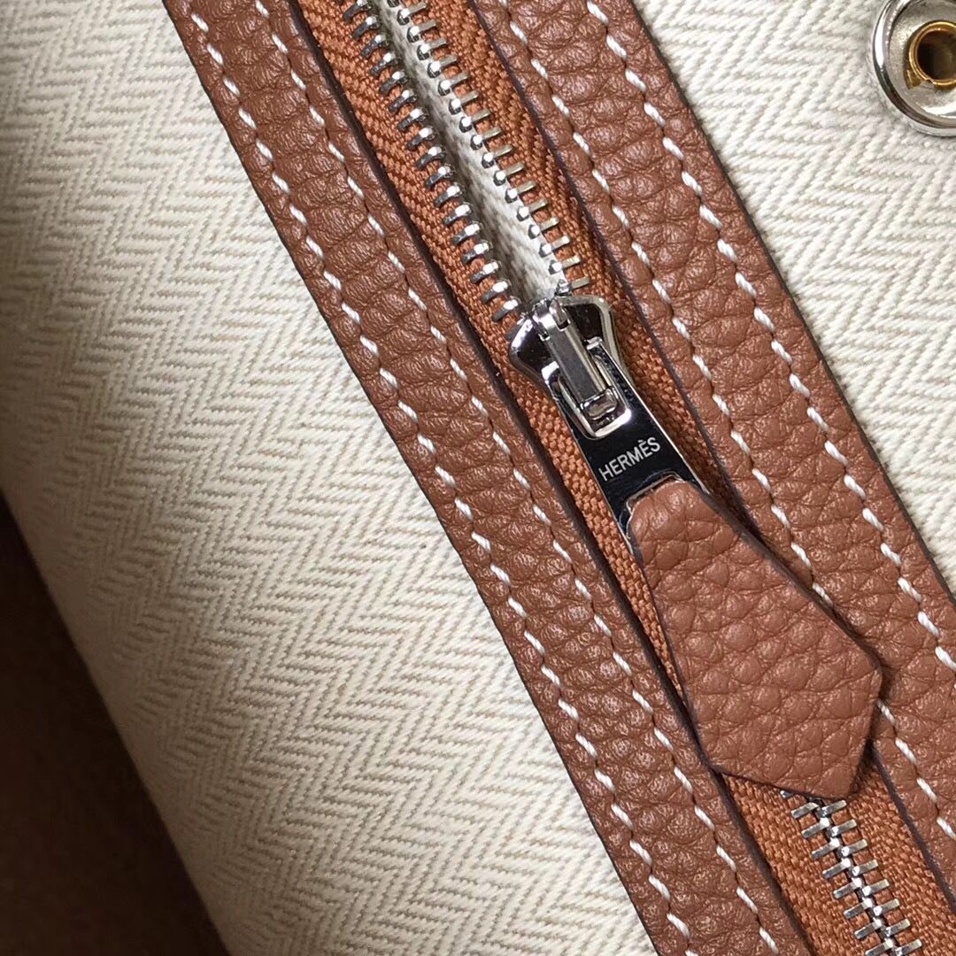 Hermes Garden Party 30 Bag In Gold Taurillon Leather - Image 7