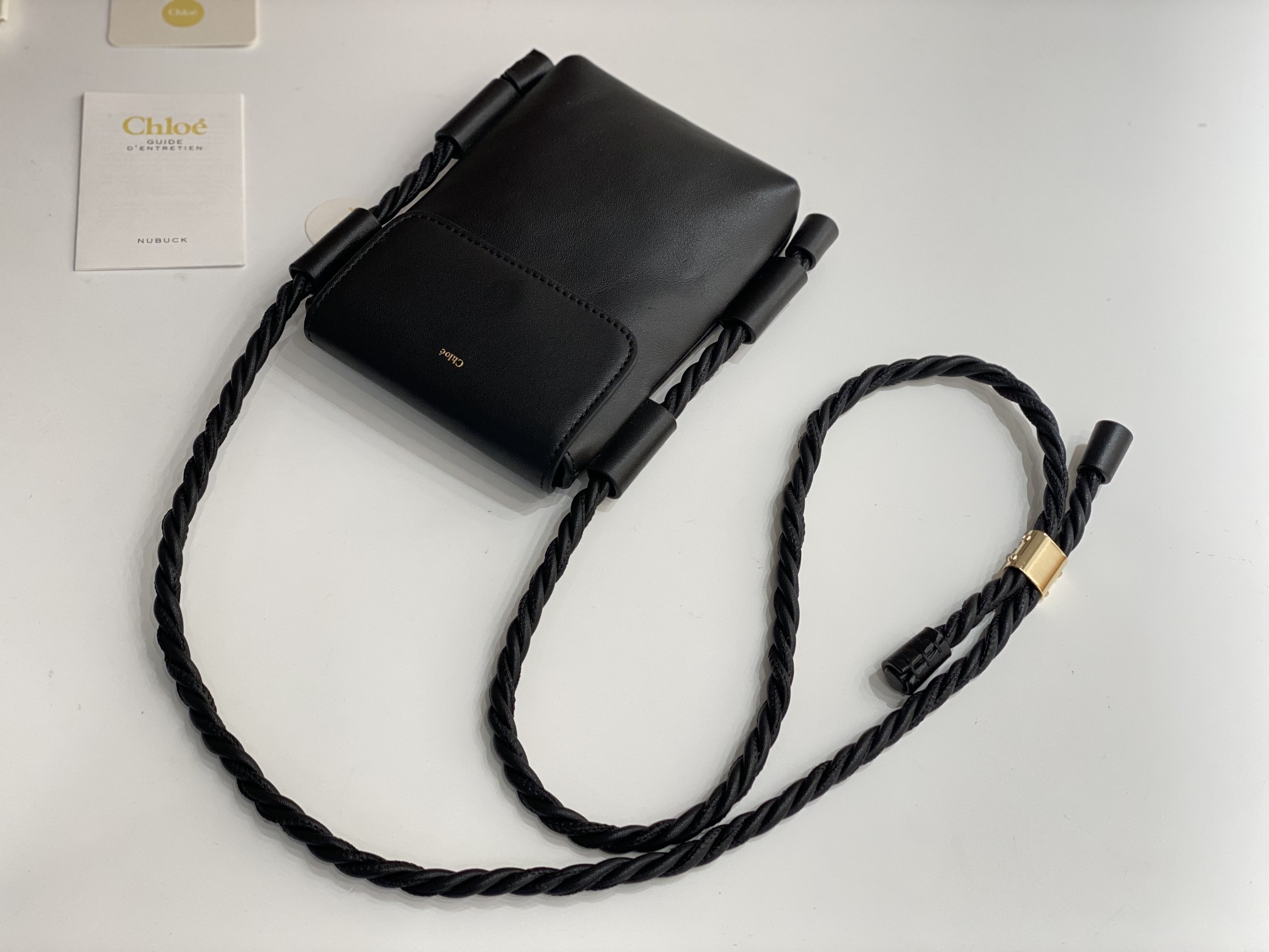 Chloé Key Phone Pouch in Black - Replicabags.is - Image 8