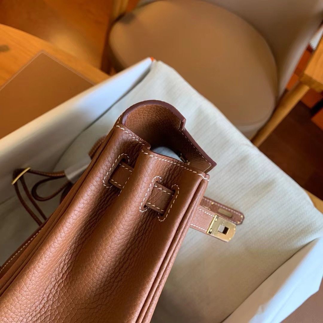 Hermes Kelly Ado Backpack in Gold Clemence Leather - Image 10