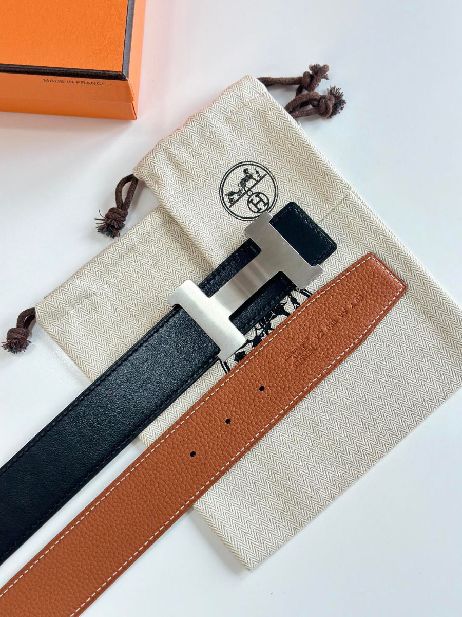 Hermes Constance Reversible Belt 38MM in Gold Clemence Leather - Image 6