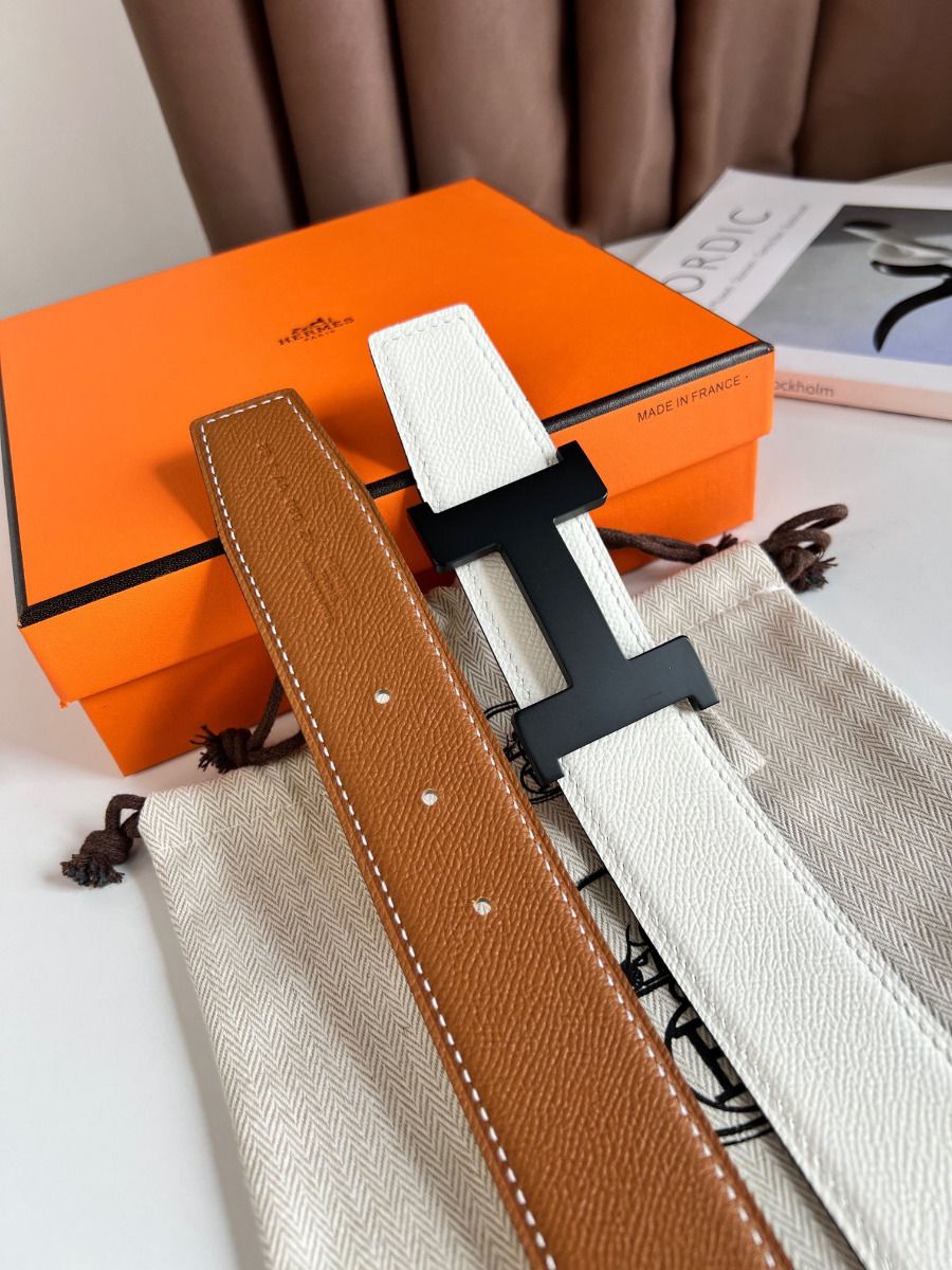 Hermes Constance Reversible Belt 38MM in Epsom Leather with Black Buckle - Image 6