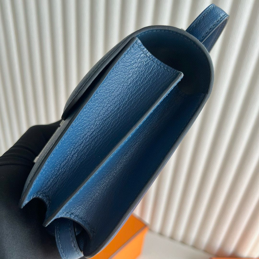 Hermes Constance 18 Handmade Bag in Bright Blue Chevre Mysore Leather - Image 4