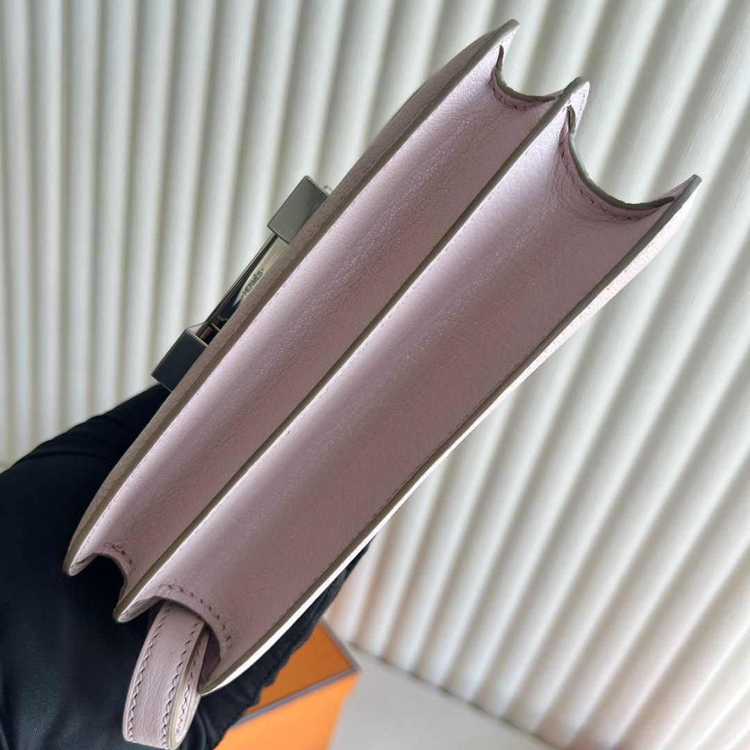 Hermes Constance 18 Handmade Bag in Rose Darling Chevre Mysore Leather - Image 5