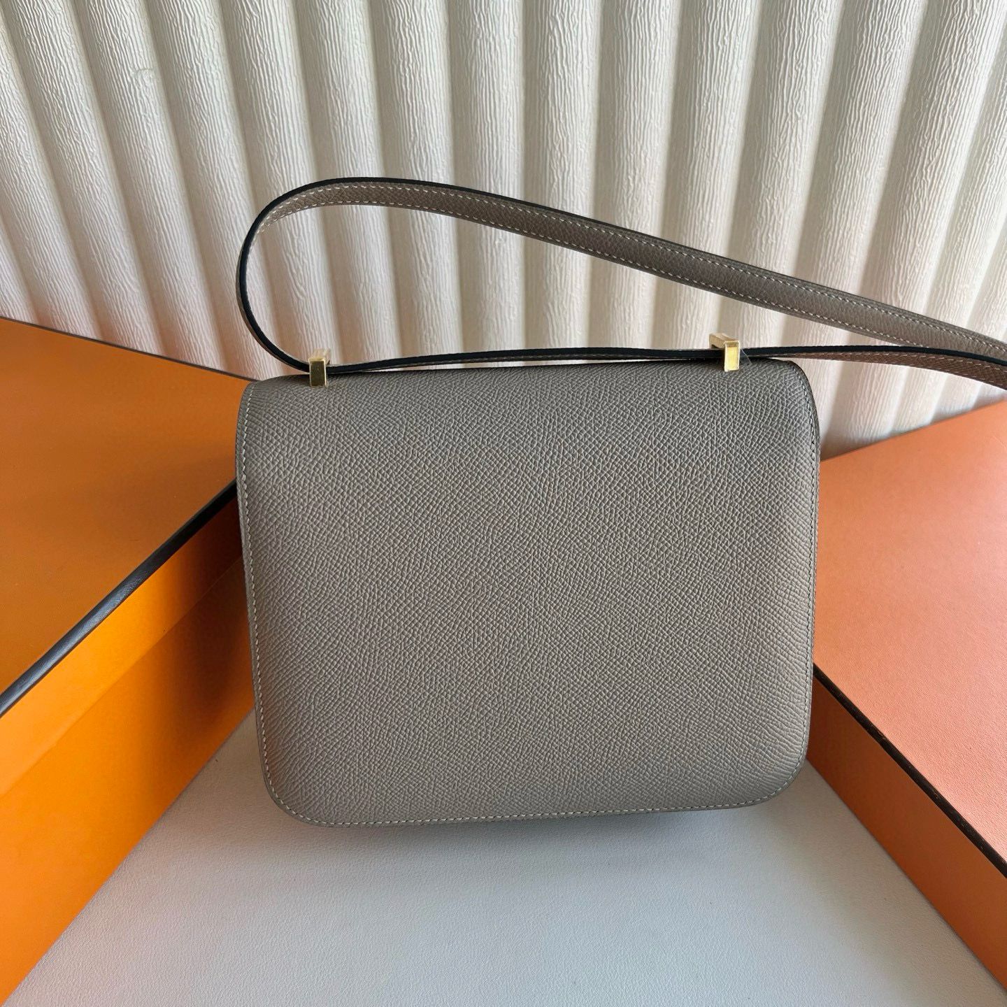 Hermes Constance 18 Handmade Bag in Gris Asphalt Epsom Calfskin - Image 7